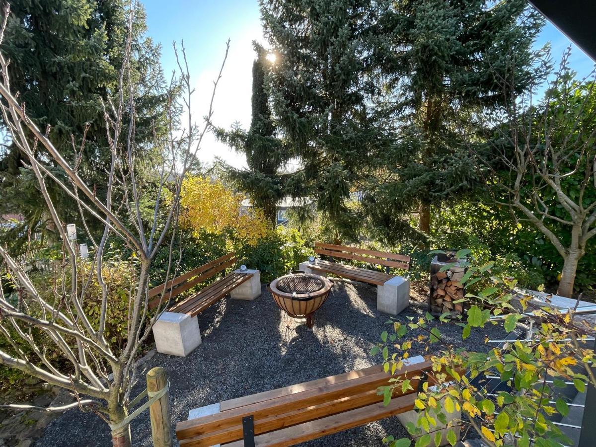 Gruene Oase Am Mausauel Nideggen Bagian luar foto