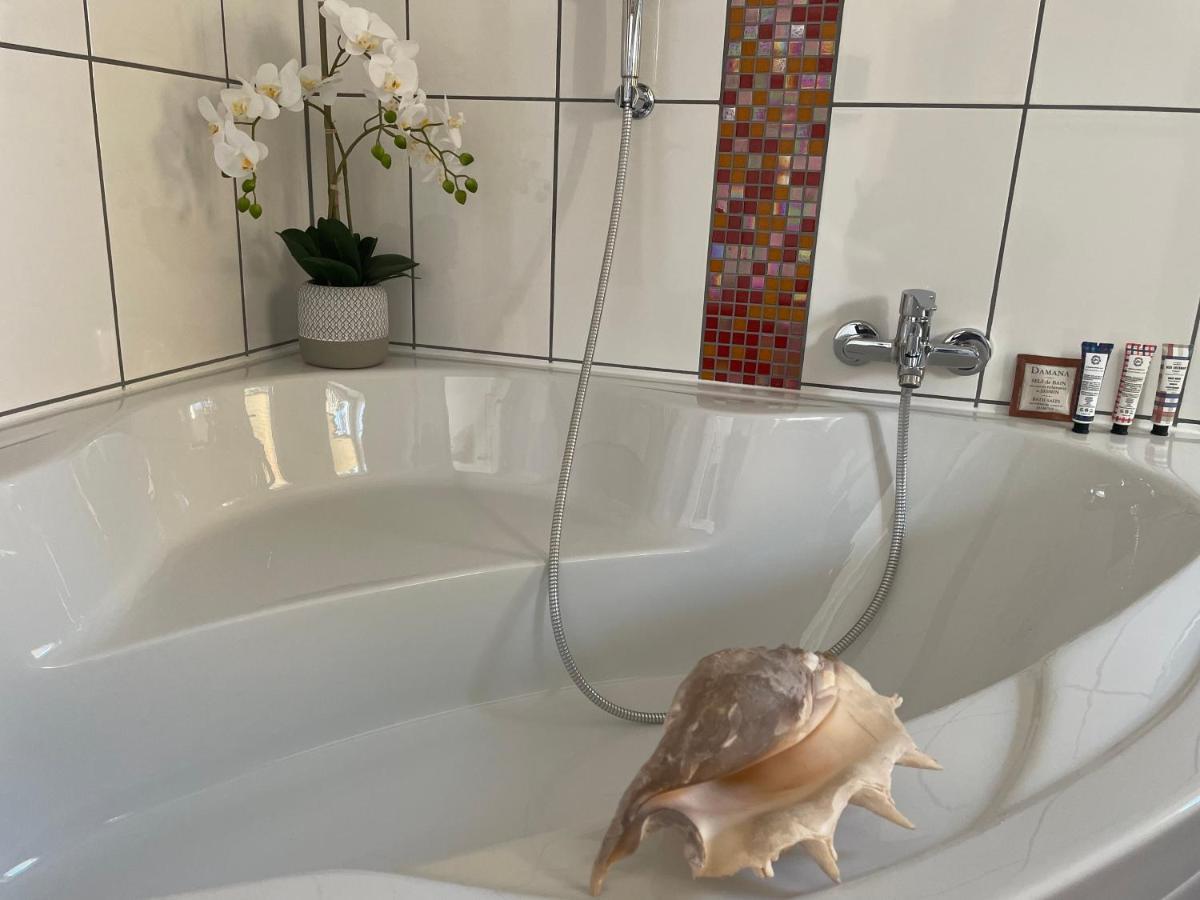 Gruene Oase Am Mausauel Nideggen Bagian luar foto
